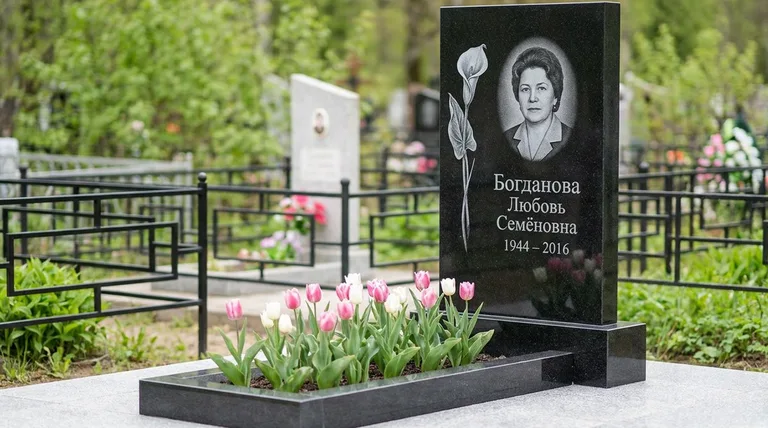 Памятник с гравировкой калл — выполненная работа «Богданова» в Перми