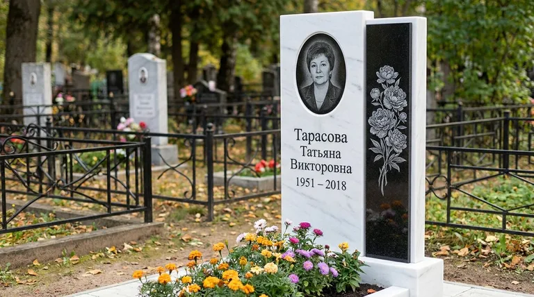 Памятник с гравировкой пионов — выполненная работа «Тарасова» в Перми