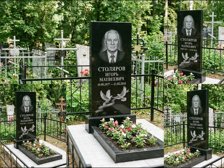 Памятник с гравировкой голубей — гравировка двух летящих голубей с лентой по диагонали стелы, работа «Столяров» в Перми