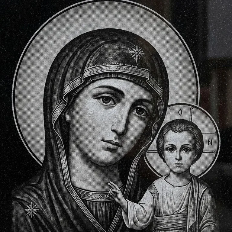 Эскиз иконы: Казанская (полутон) — детальный образ Богородицы, гравировка на памятник в Перми