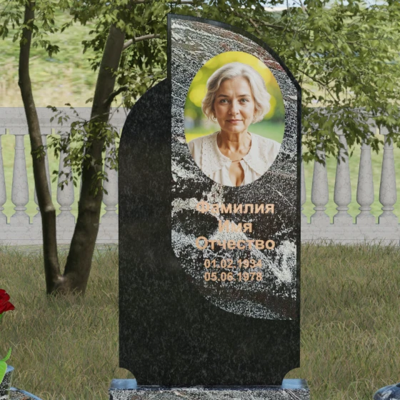 Комбинированный светский вертикальный памятник в Перми, гранит амфиболит