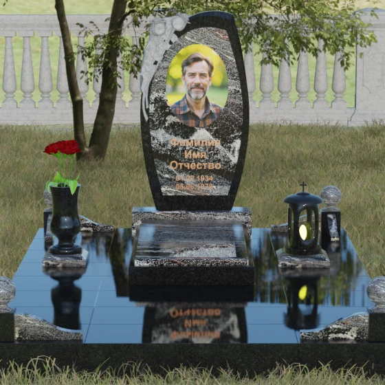 Вертикальный комбинированный светский памятник в Перми, гранит амфиболит, вид 2