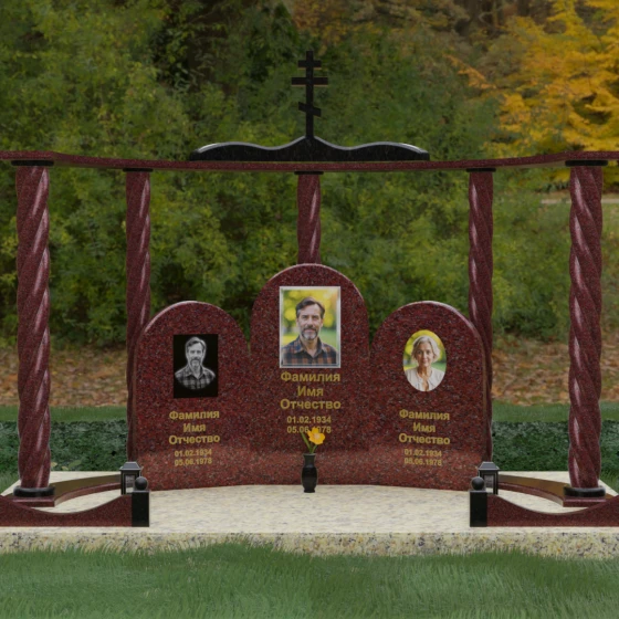 Комбинированный памятник для троих в Перми, гранит Лезниковский, вид 2