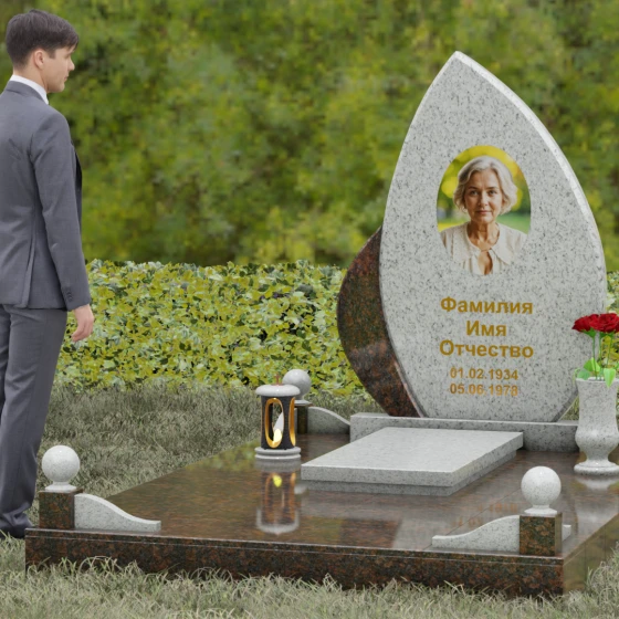 Светский комбинированный памятник в Перми
