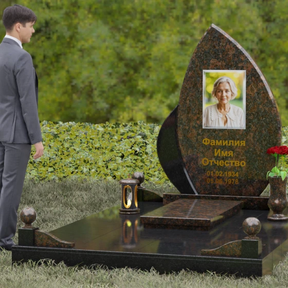 Светский комбинированный памятник в Перми