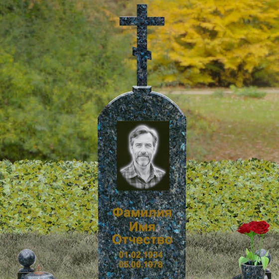 Православный памятник с крестом во Владивостоке, гранит Блю Перл