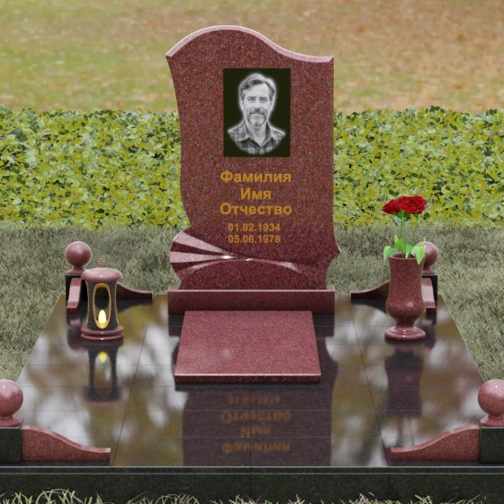Вертикальный гранитный памятник в Перми, гранит Лезниковский, вид 2