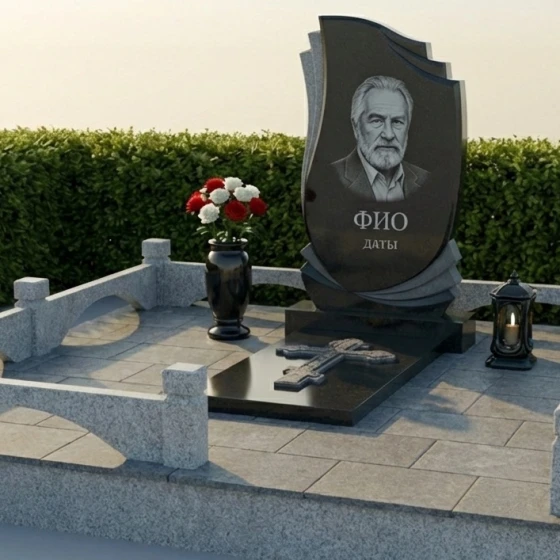 Православный вертикальный памятник с крестом в Перми, гранит Габбро-диабаз