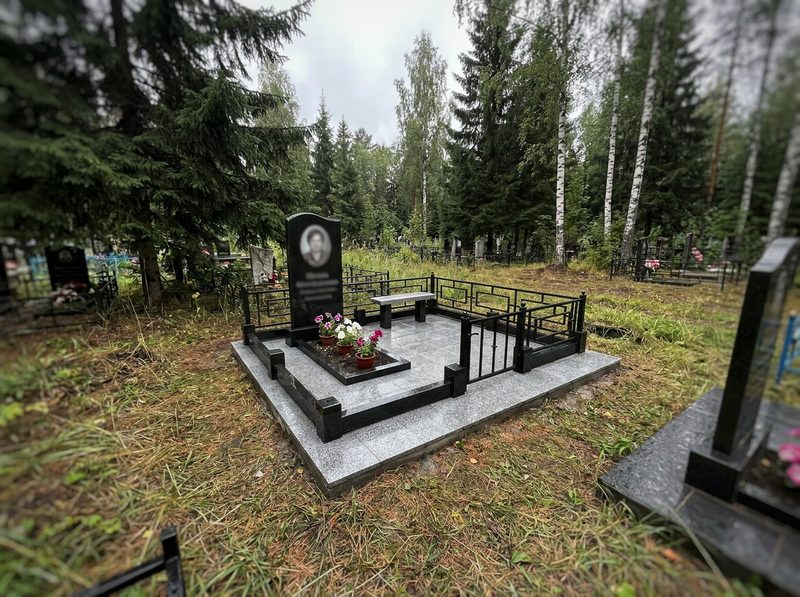 Памятник под ключ в Перми — пример 3
