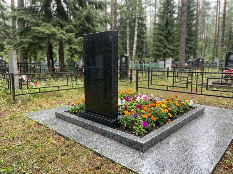 Уборка могилы в Перми — пример 4